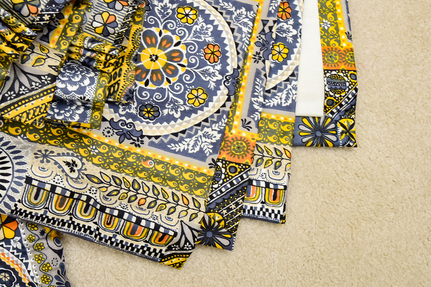 Vintage Mid Century Printed KIng Size Bedspread and Curtains Set