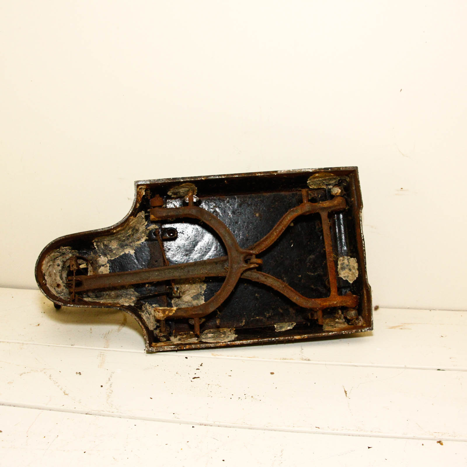 Vintage Kitchen Scales