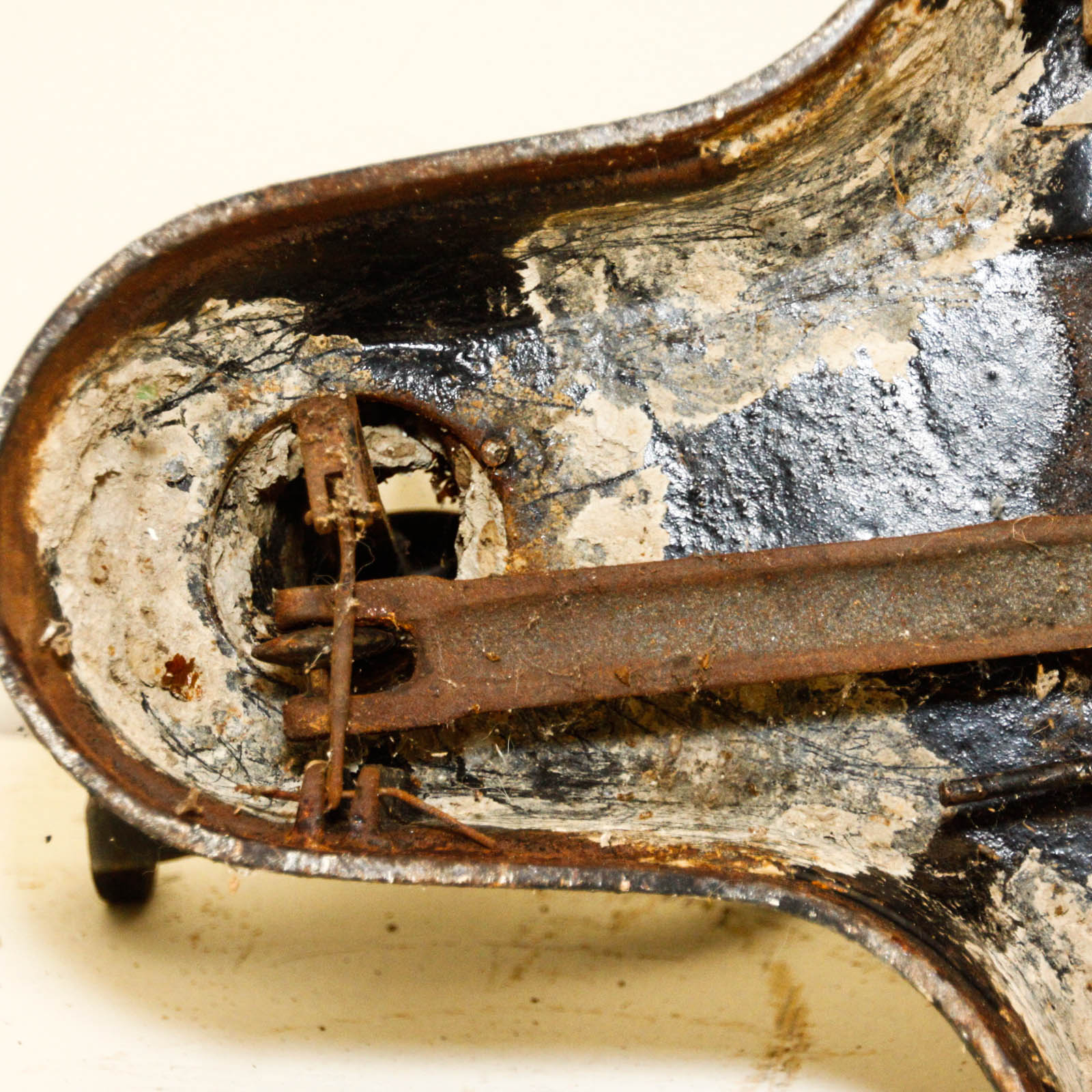 Vintage Kitchen Scales