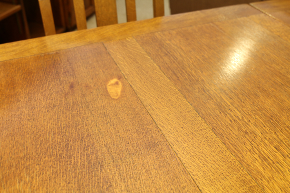 English Oak Expandable Pub Table with Chairs