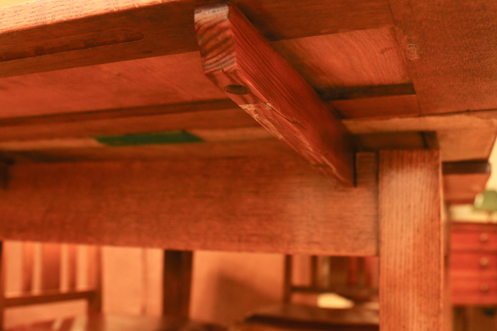 English Oak Expandable Pub Table with Chairs