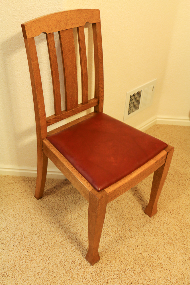 English Oak Expandable Pub Table with Chairs