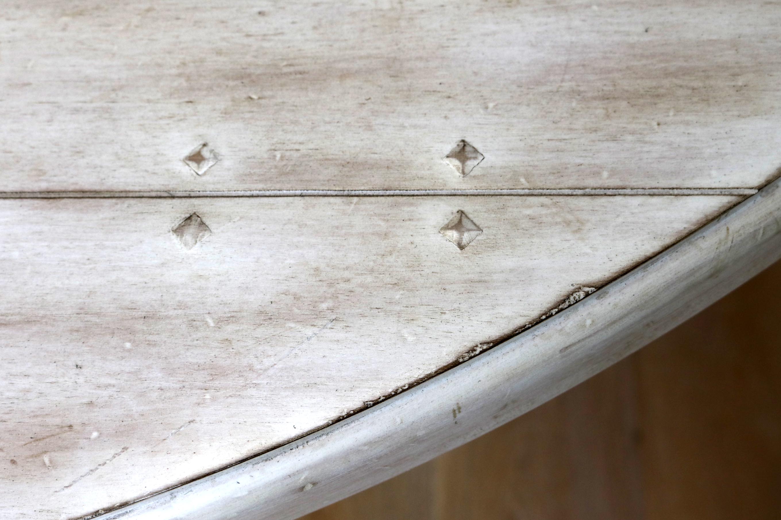 60" Round Dining Table with a Pedestal Base