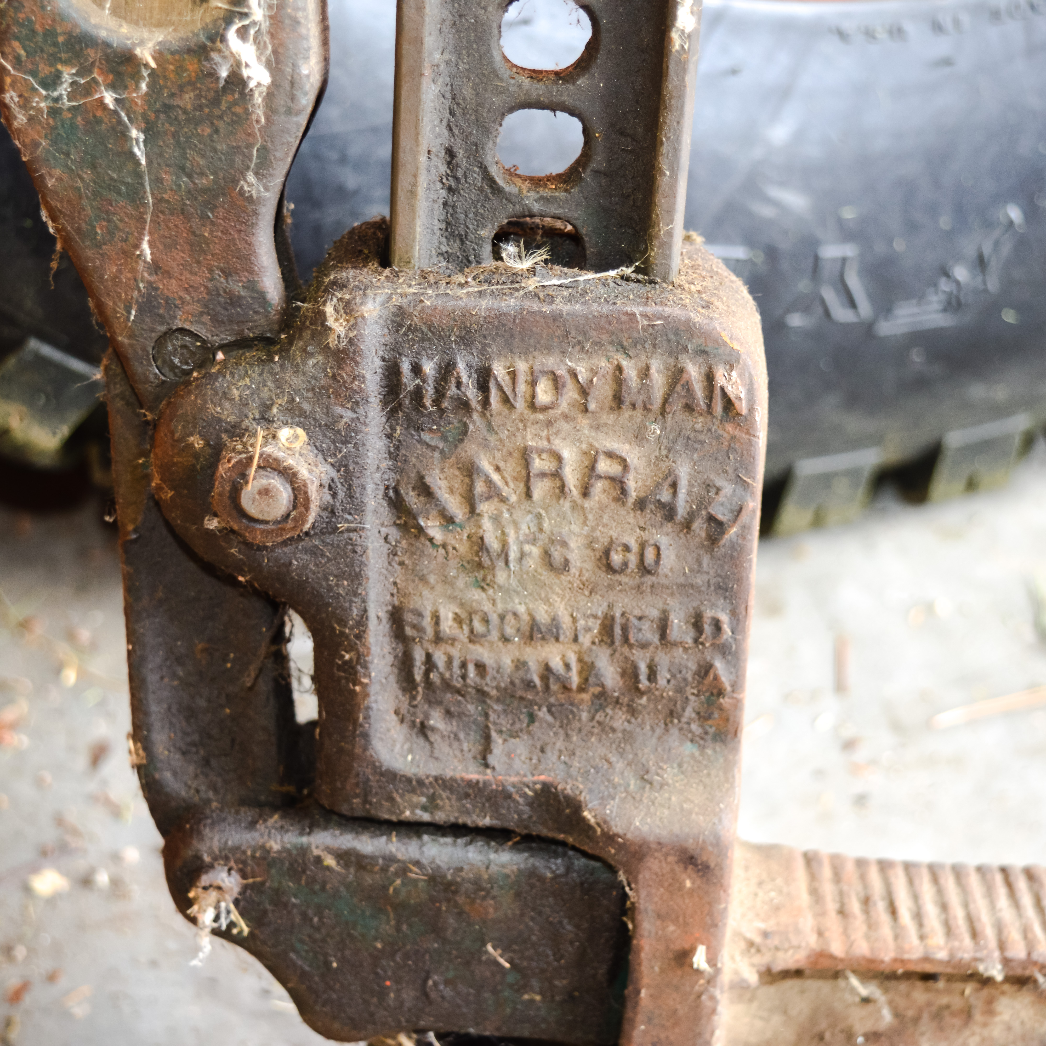 Vintage Handyman Harrah Hi Lift Jack