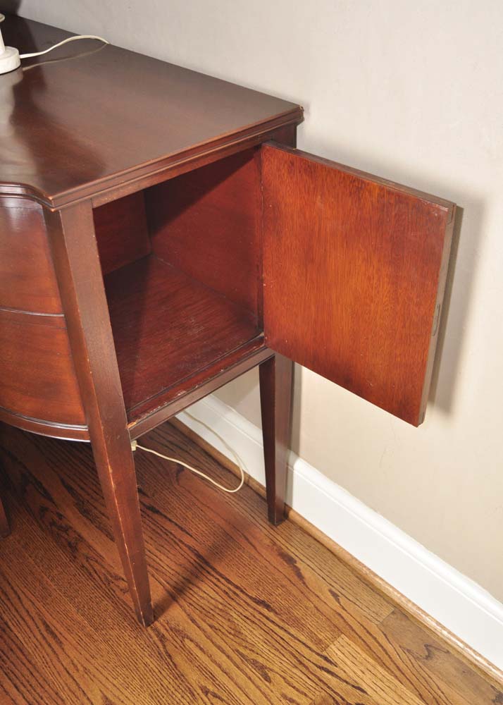 Tomlinson of High Point Mahogany Sideboard