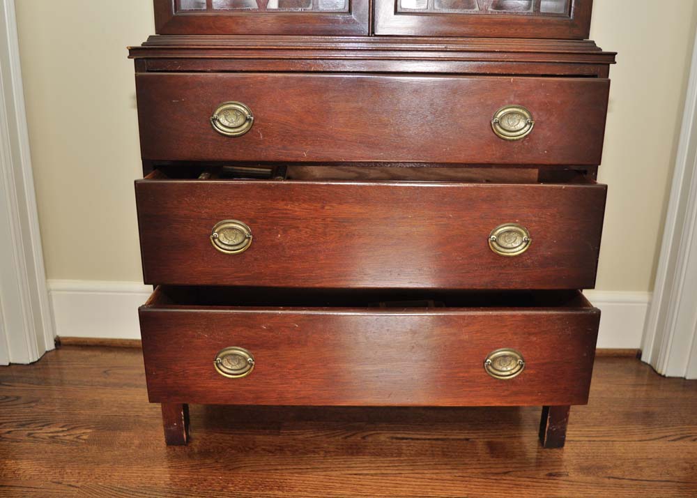 Tomlinson of High Point Mahogany Bookcase on Chest