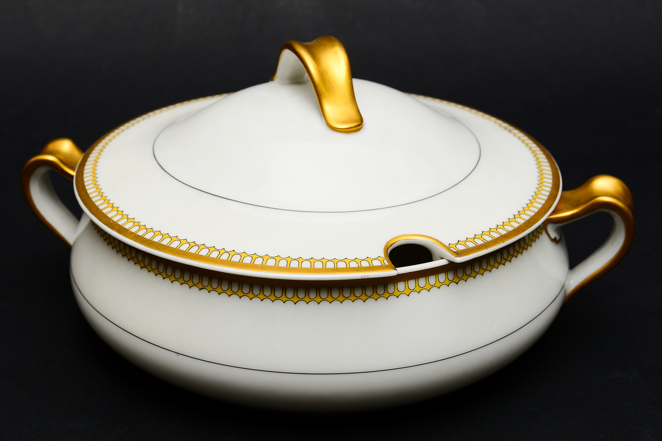 Generous Set of Haviland China