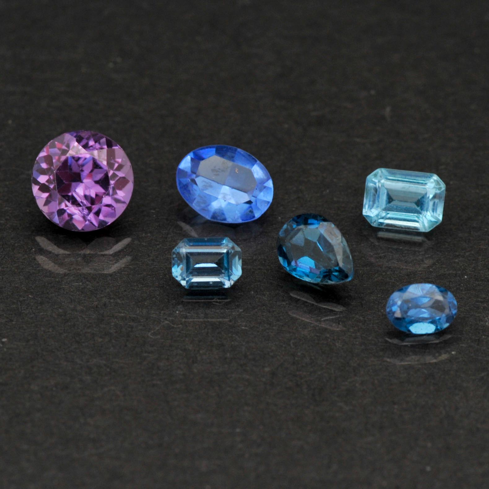 Collection of Loose Stones