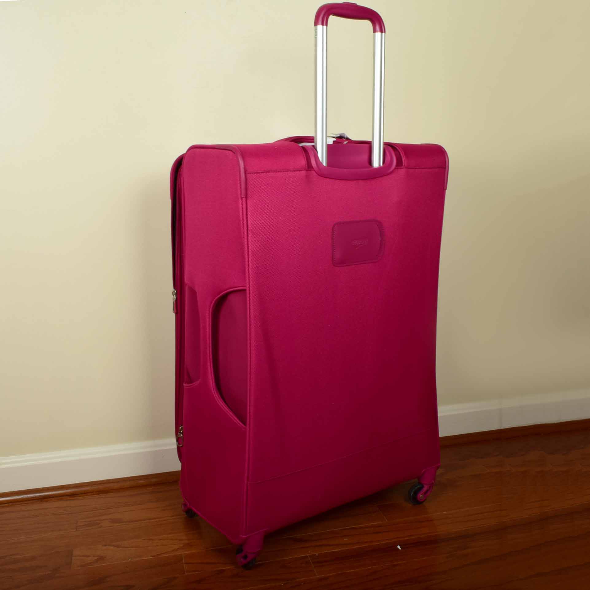 American Tourister iLite Xtreme 29" Spinner Suitcase