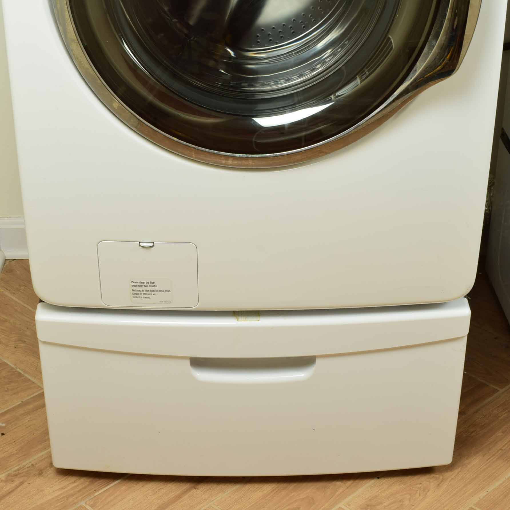 Samsung Front Load Washer and Stand