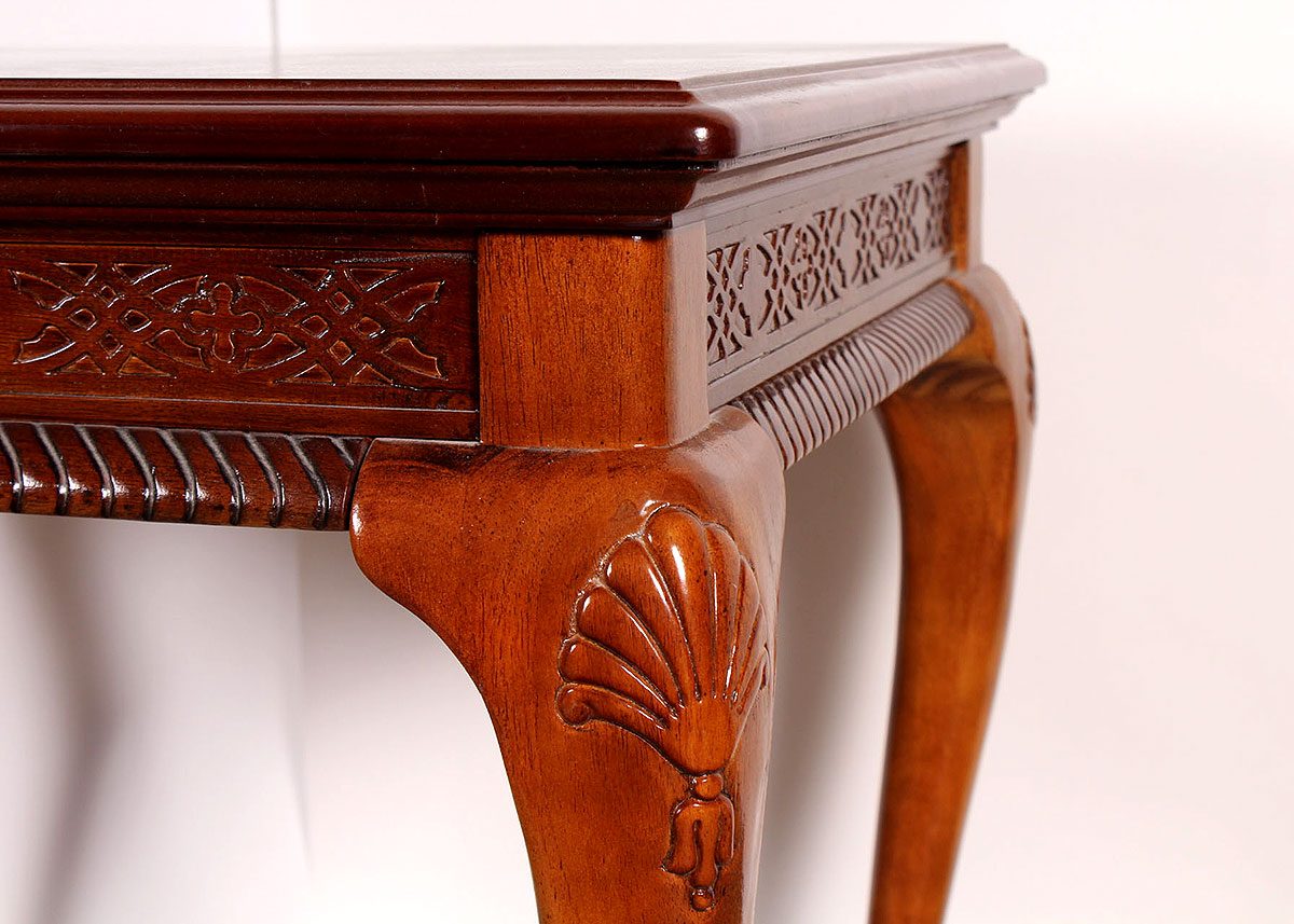 Queen Anne Style Side Table