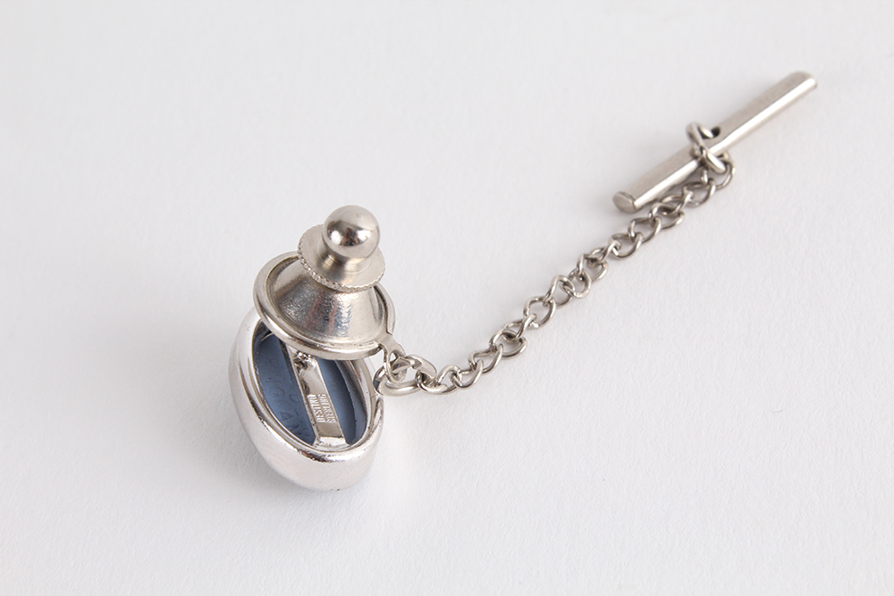 Destino Wedgwood Jasperware Cameo Cufflinks and Tie Tack