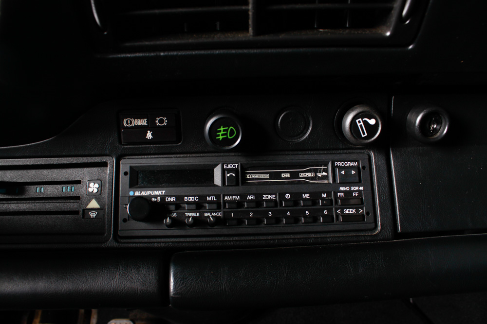 1989 Porsche 911 Carrera Cabriolet