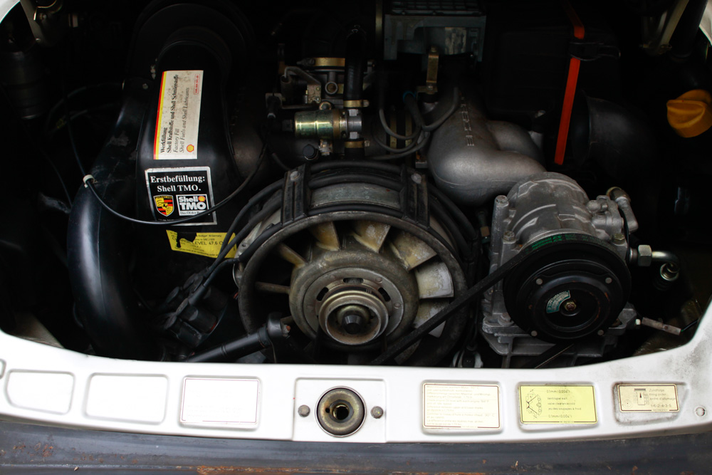 1989 Porsche 911 Carrera Cabriolet