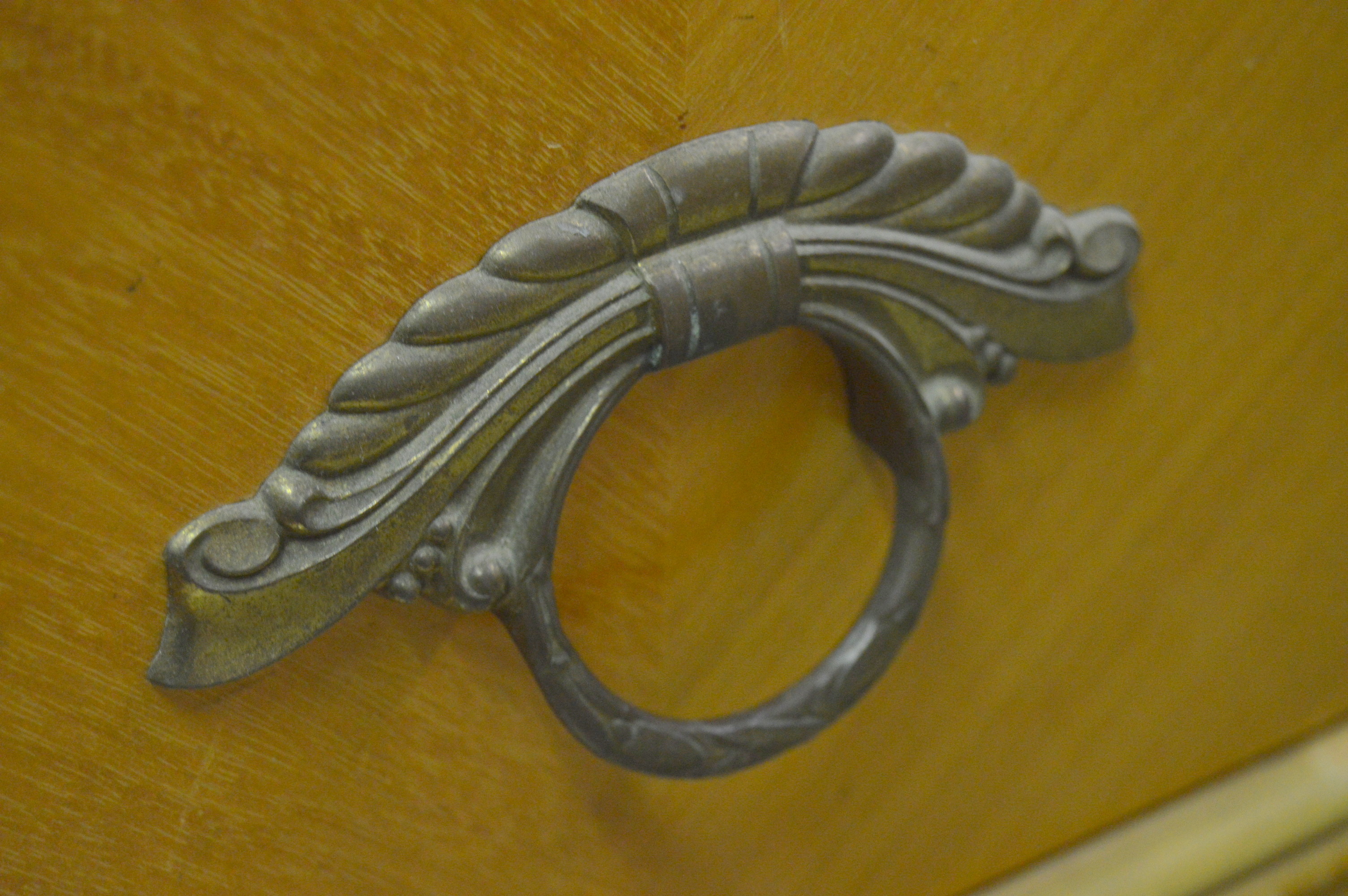 Art Deco Waterfall Vanity with Chair