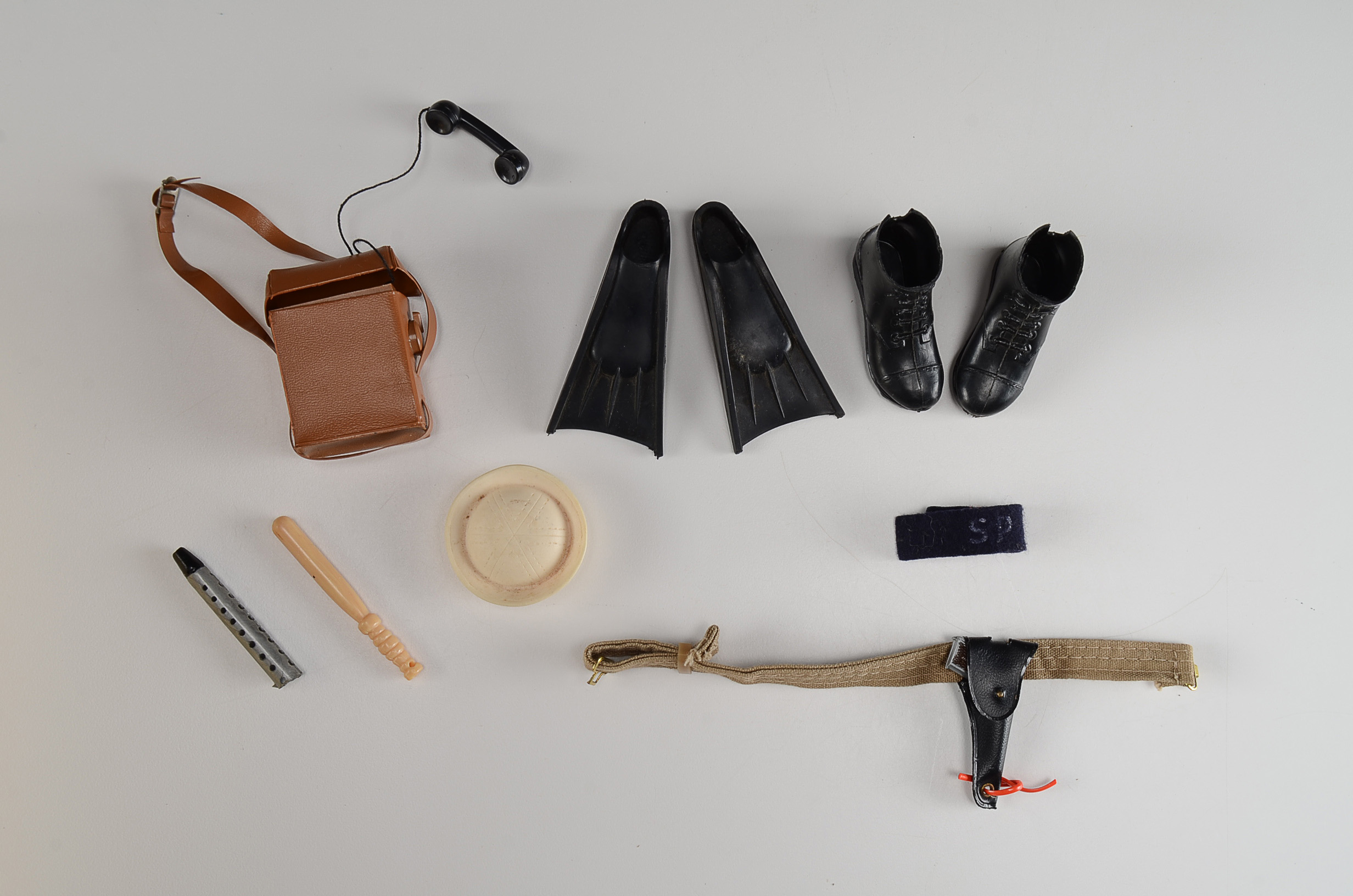 1964 Original Hasbro G.I. Joe Action Figure with Accessories