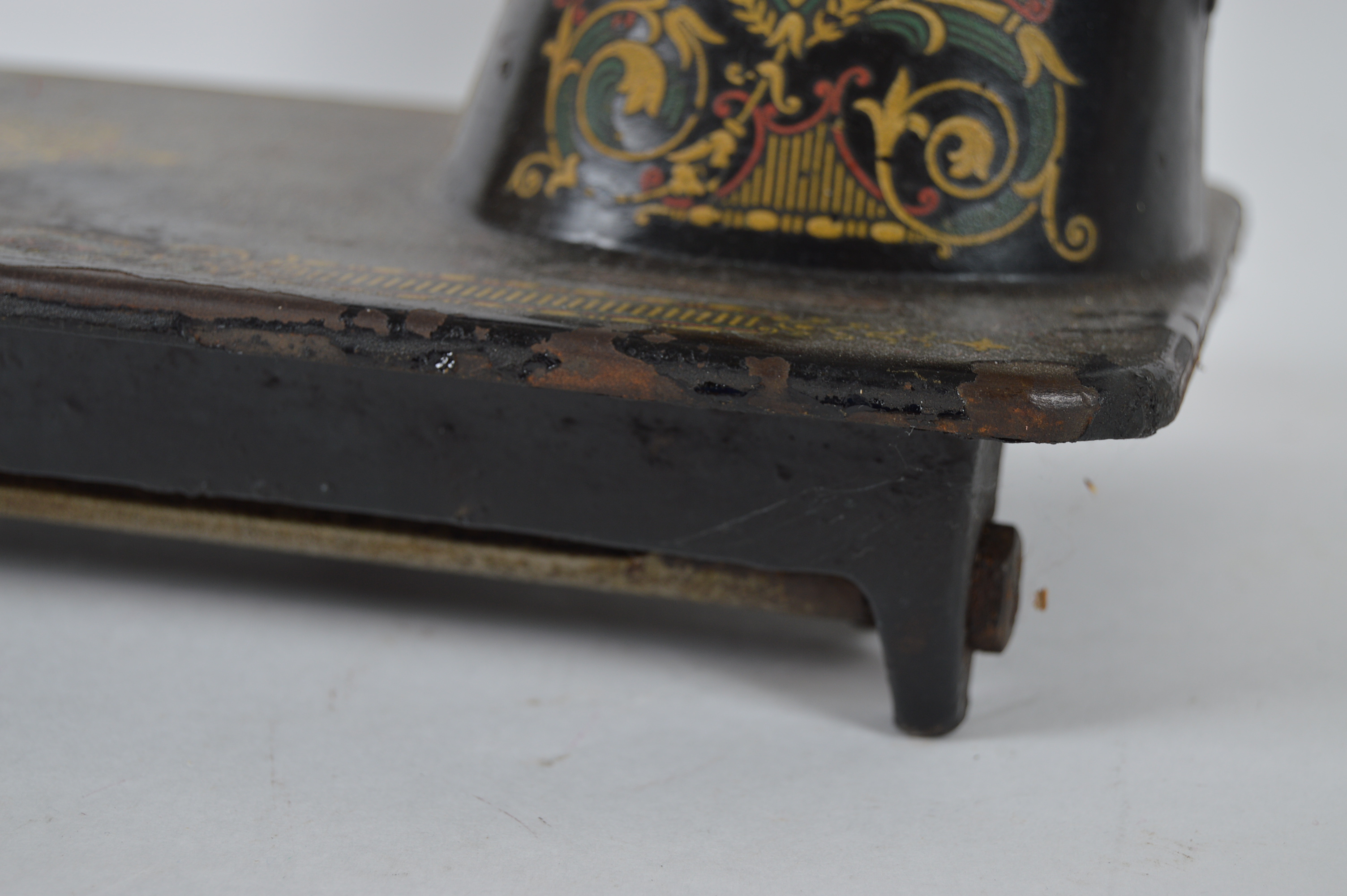 Antique Singer Sewing Machine and Accessories