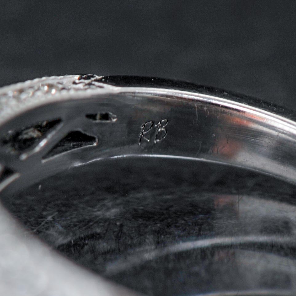 14k White Gold 1.63 Carat Sapphire Ring