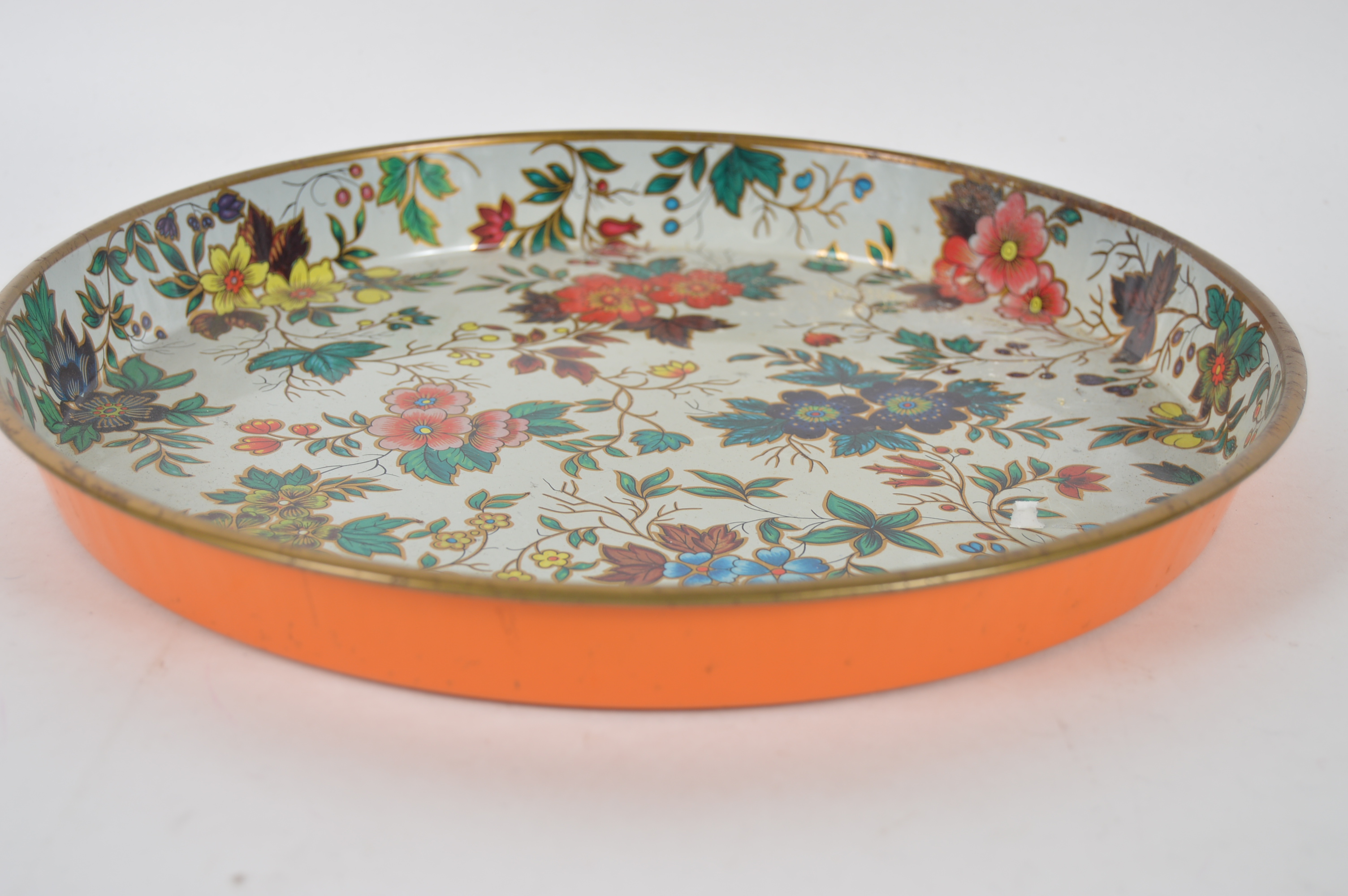 Assortment of Vintage Tin Trays