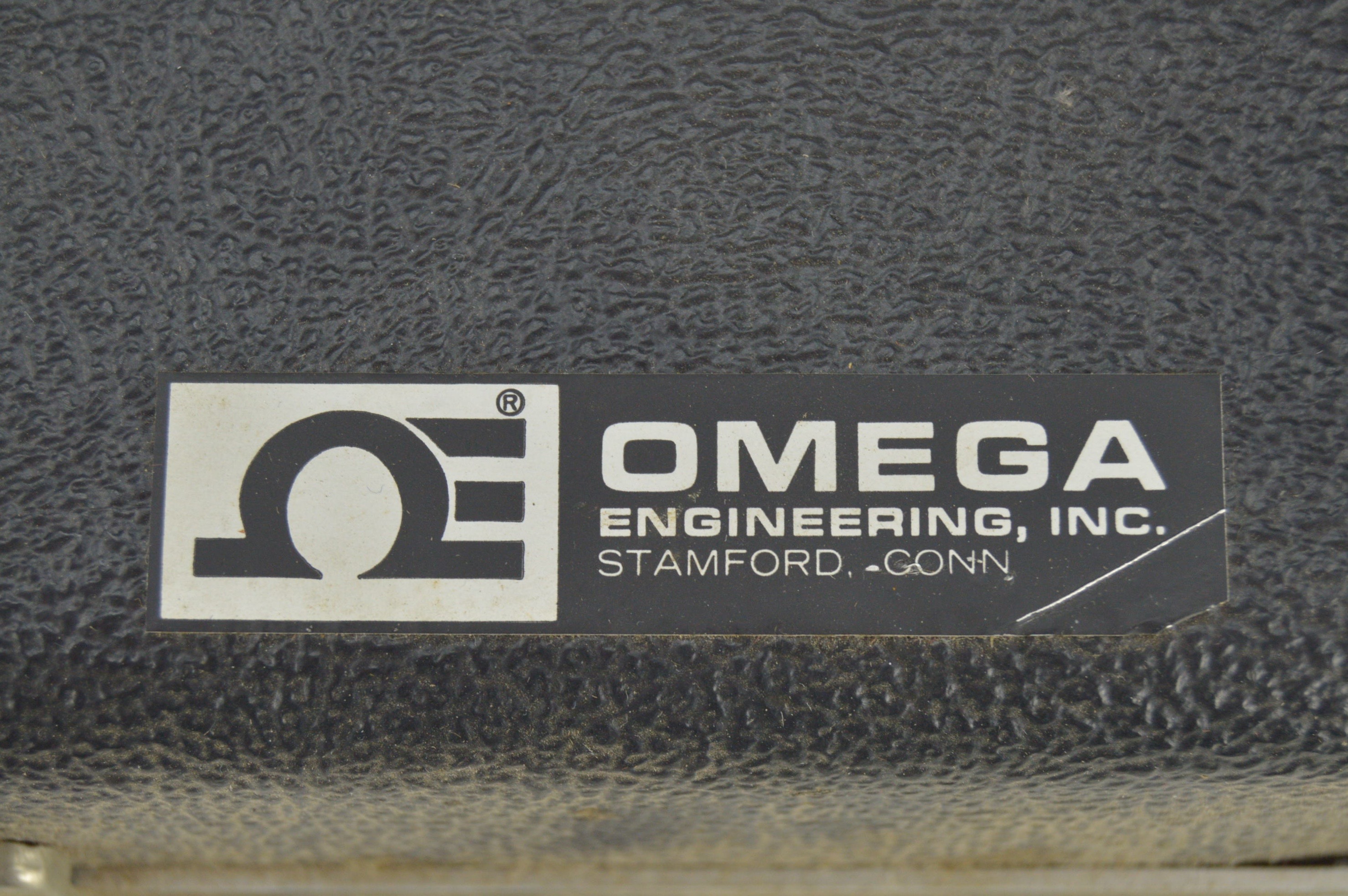 Omega Pyrometer Model 8020