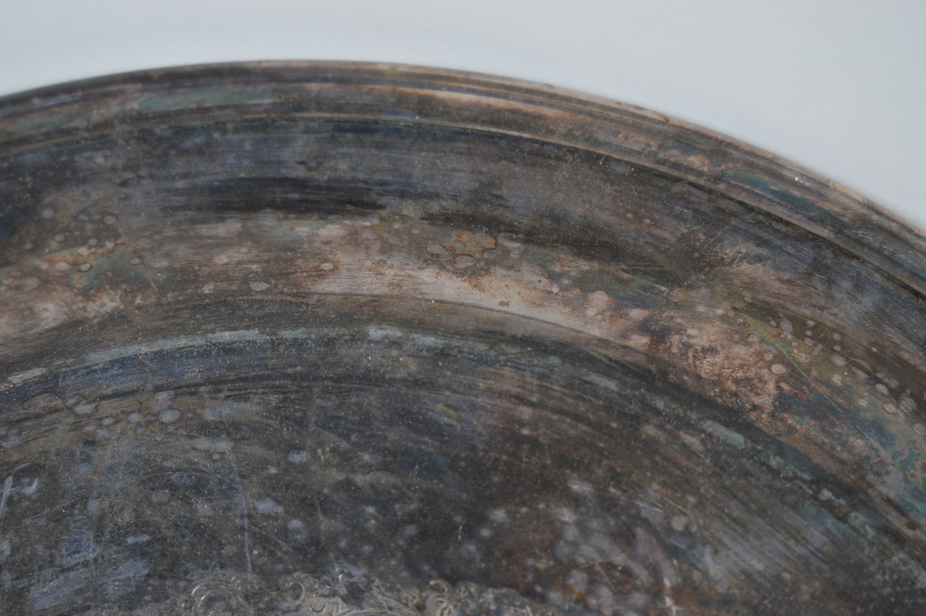 Assortment of Vintage Tin Trays