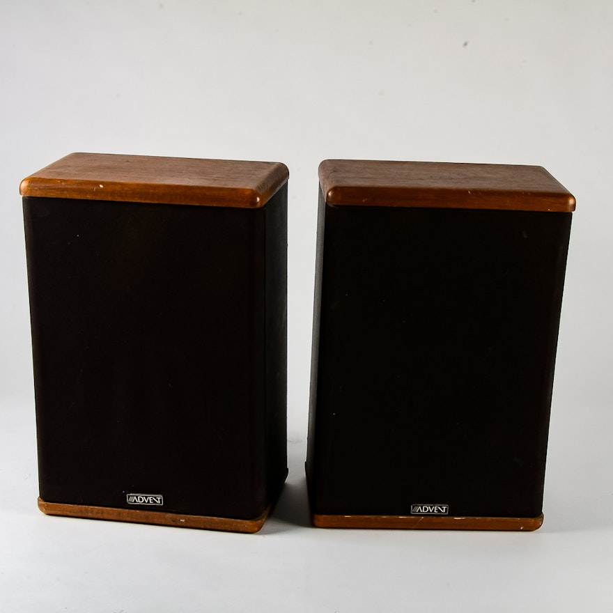 Pair of Advent Speakers