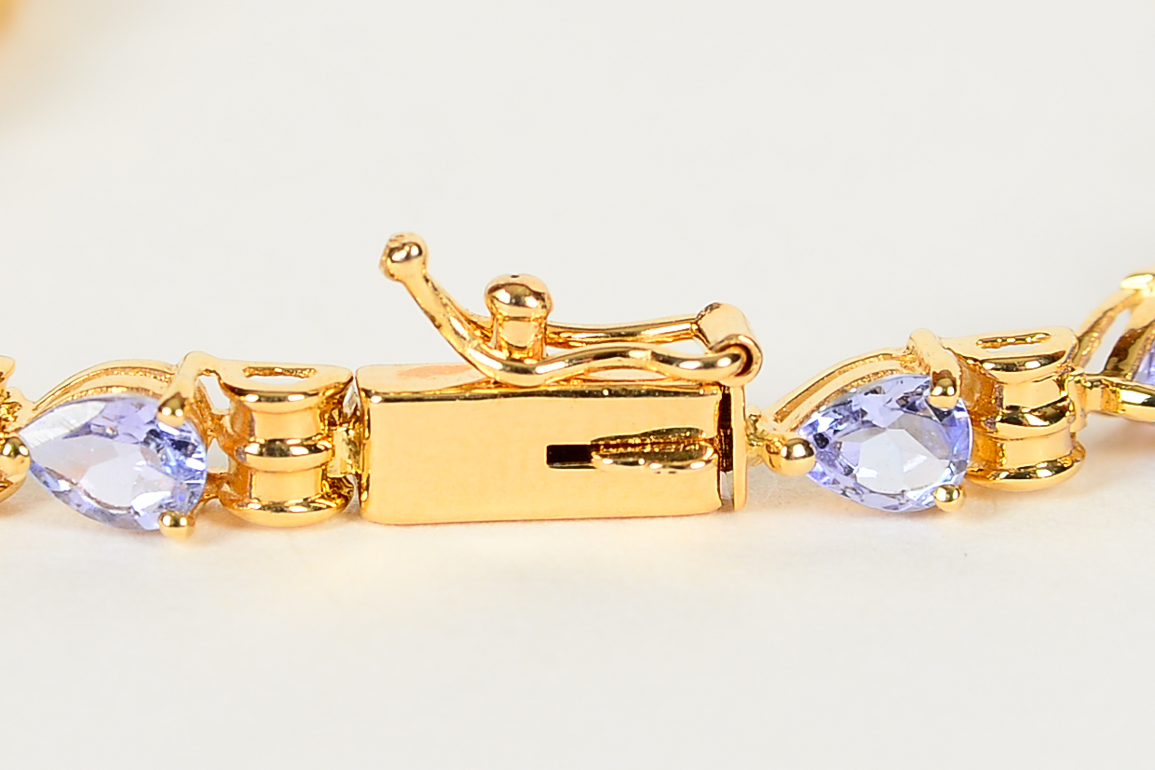 14K Yellow Gold and Tanzanite Bracelet