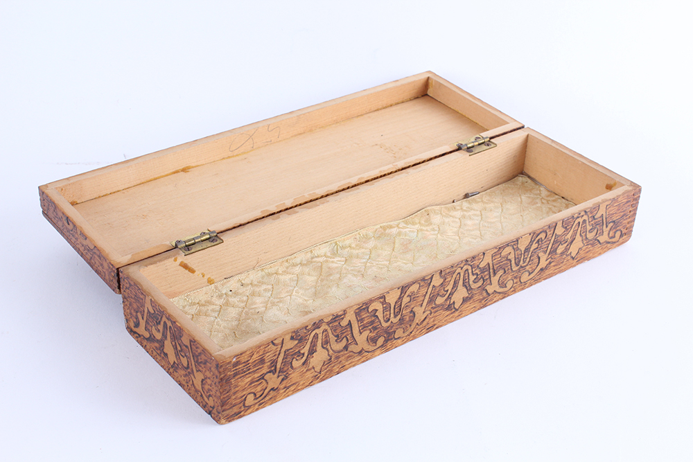 Vintage Art Pyrography Glove Box