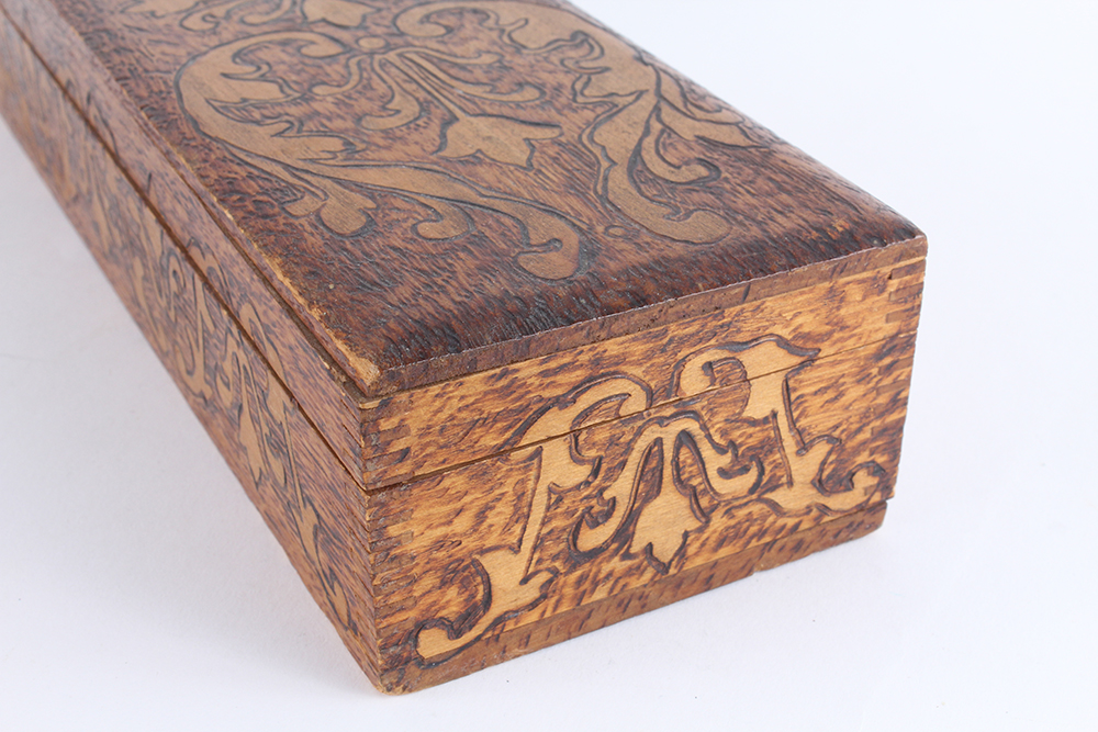 Vintage Art Pyrography Glove Box