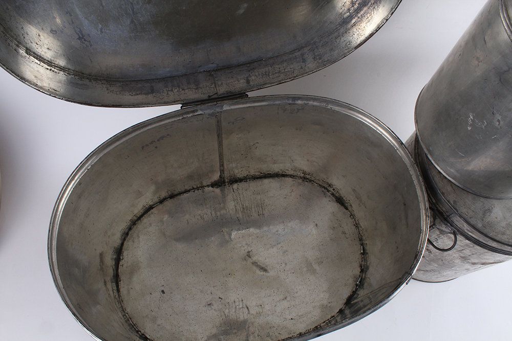 Aluminum Tubs of Graduated Size