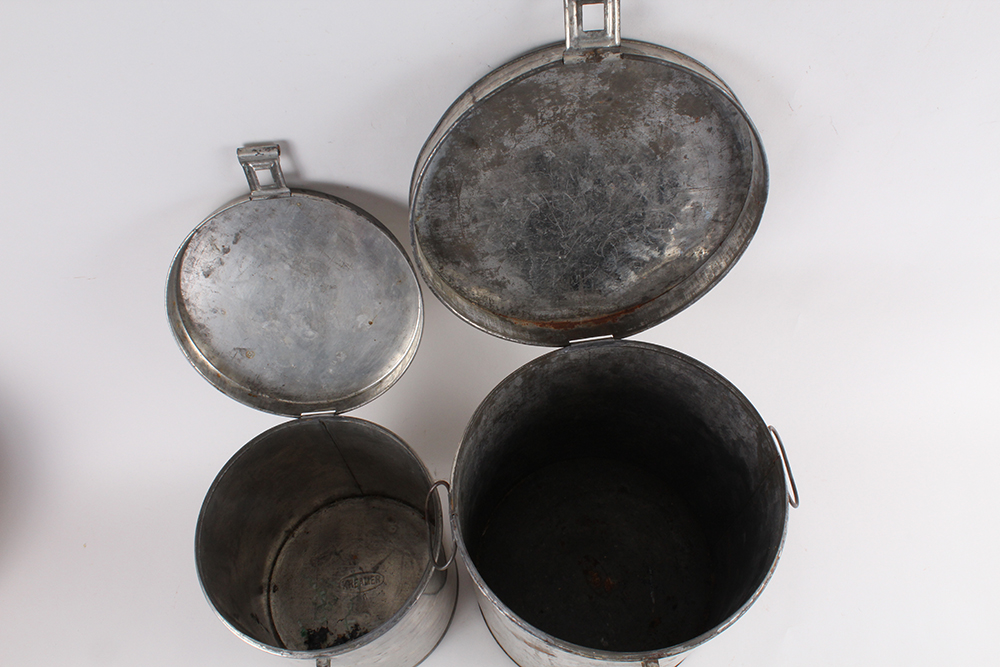 Aluminum Tubs of Graduated Size