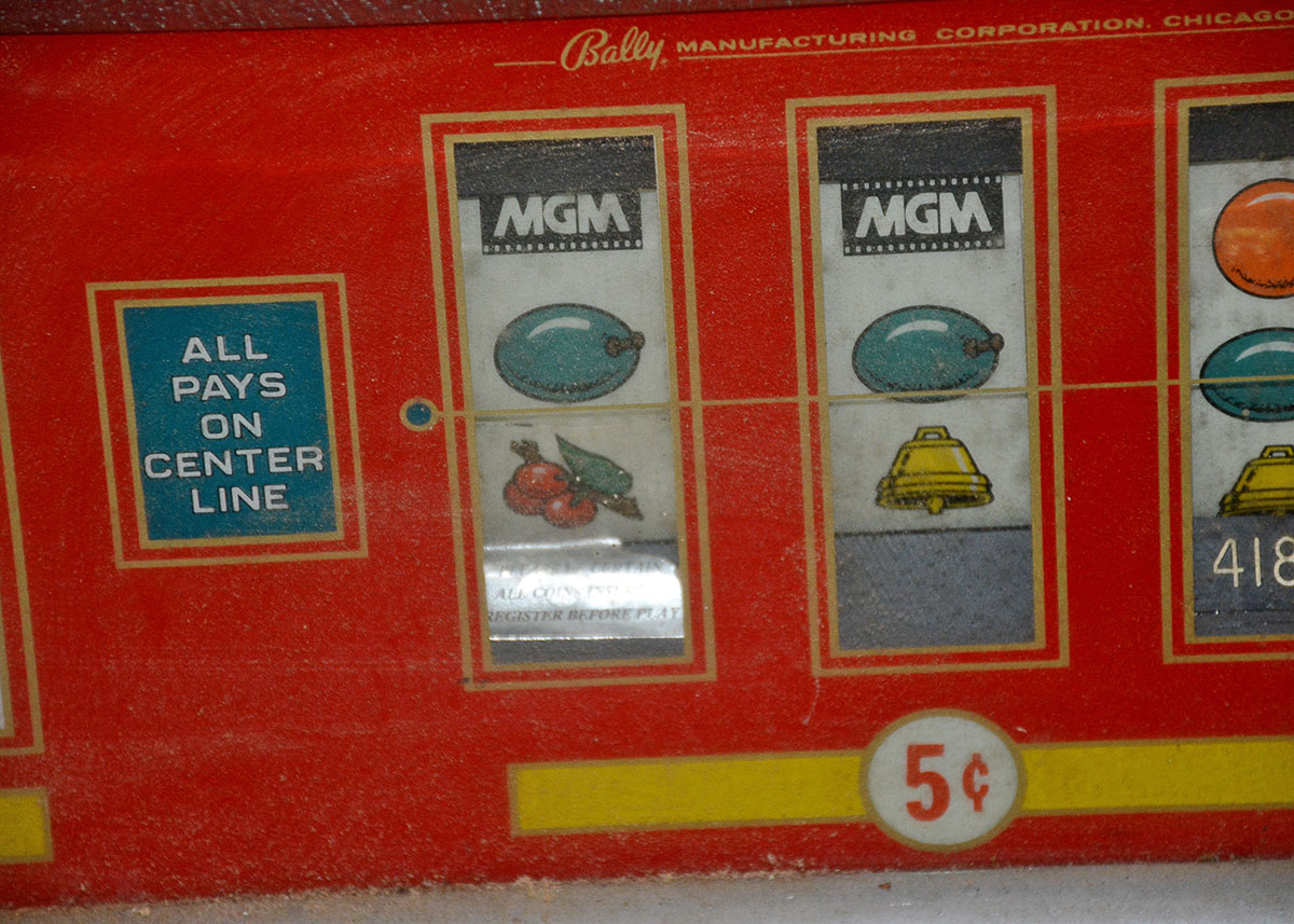 Vintage Bally's Tabletop Slot Machine