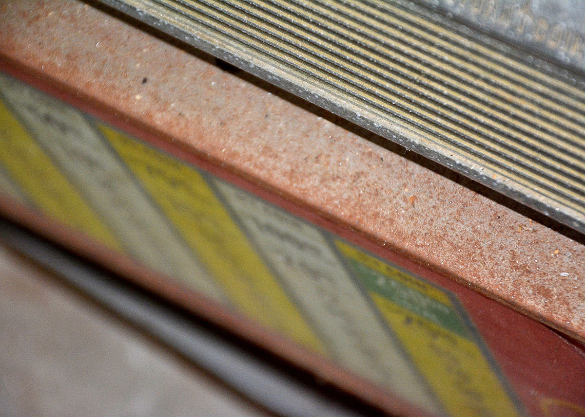 Vintage Bally's Tabletop Slot Machine