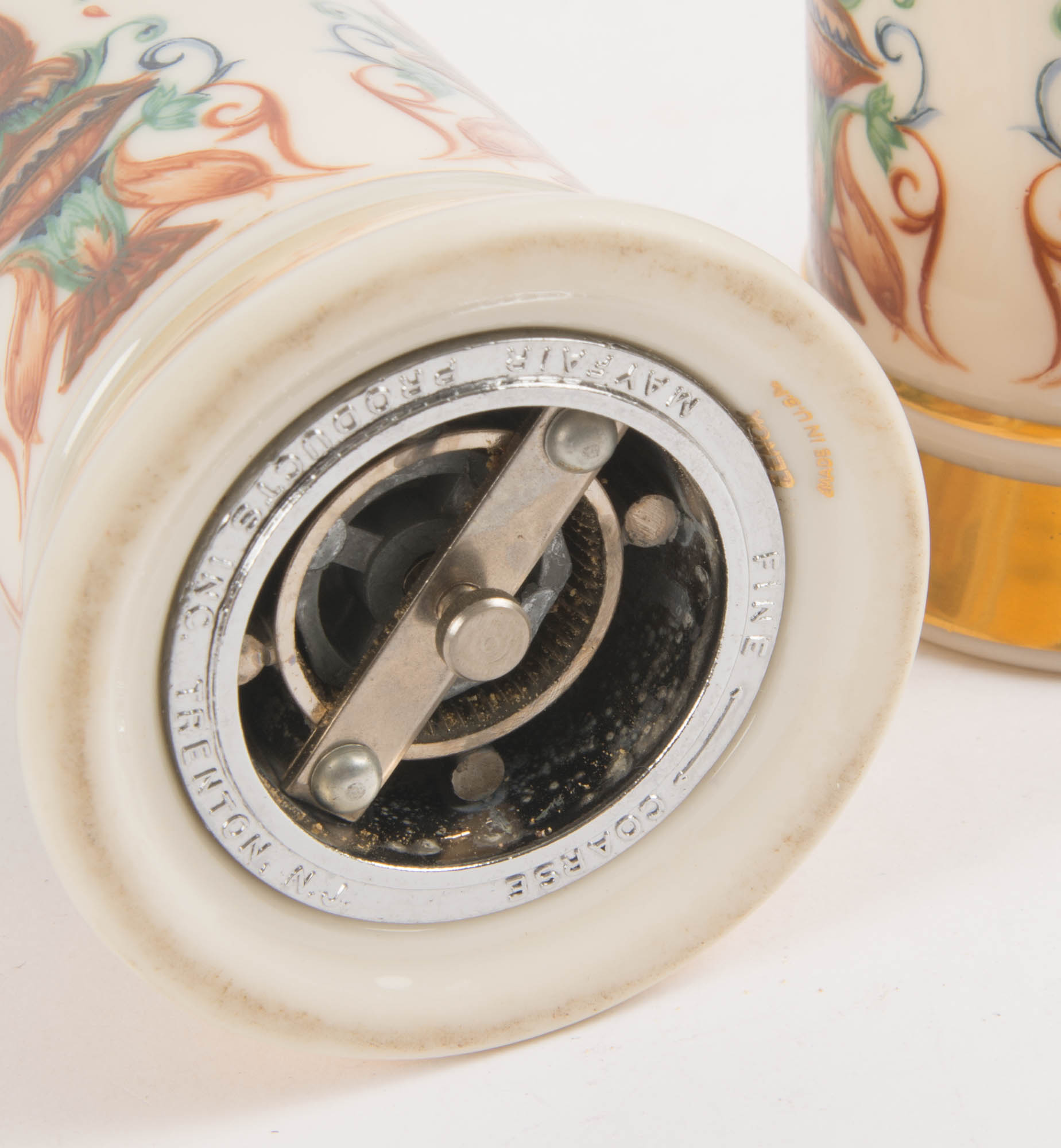 Vintage Lenox Lido 24 KT Gold Trim Salt and Pepper Shakers