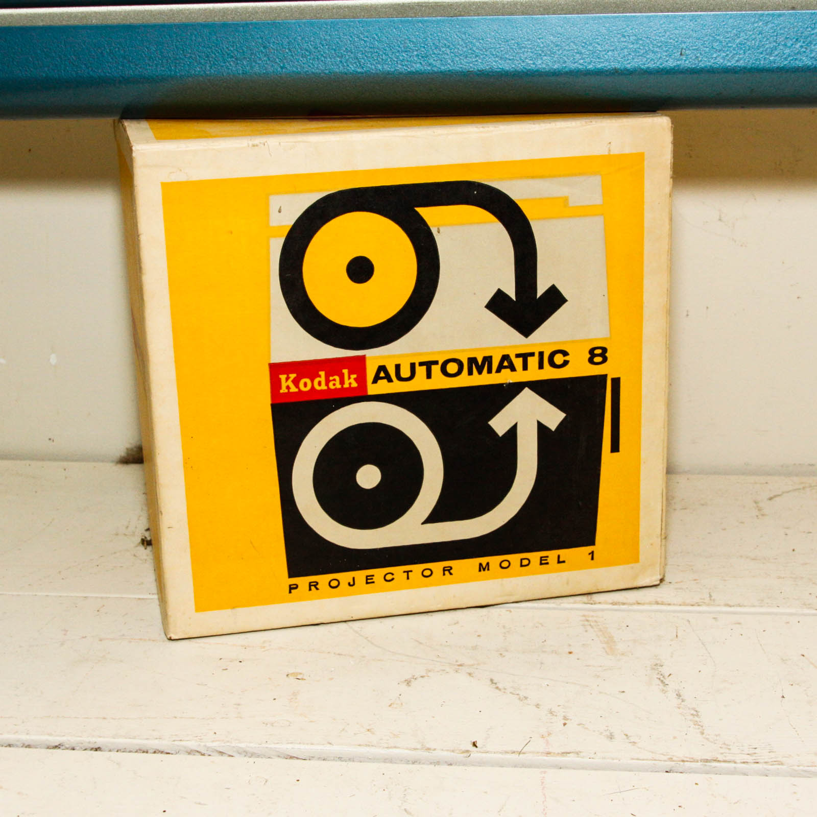 Kodak Automatic Projector and Radiant Picturemaster Screen