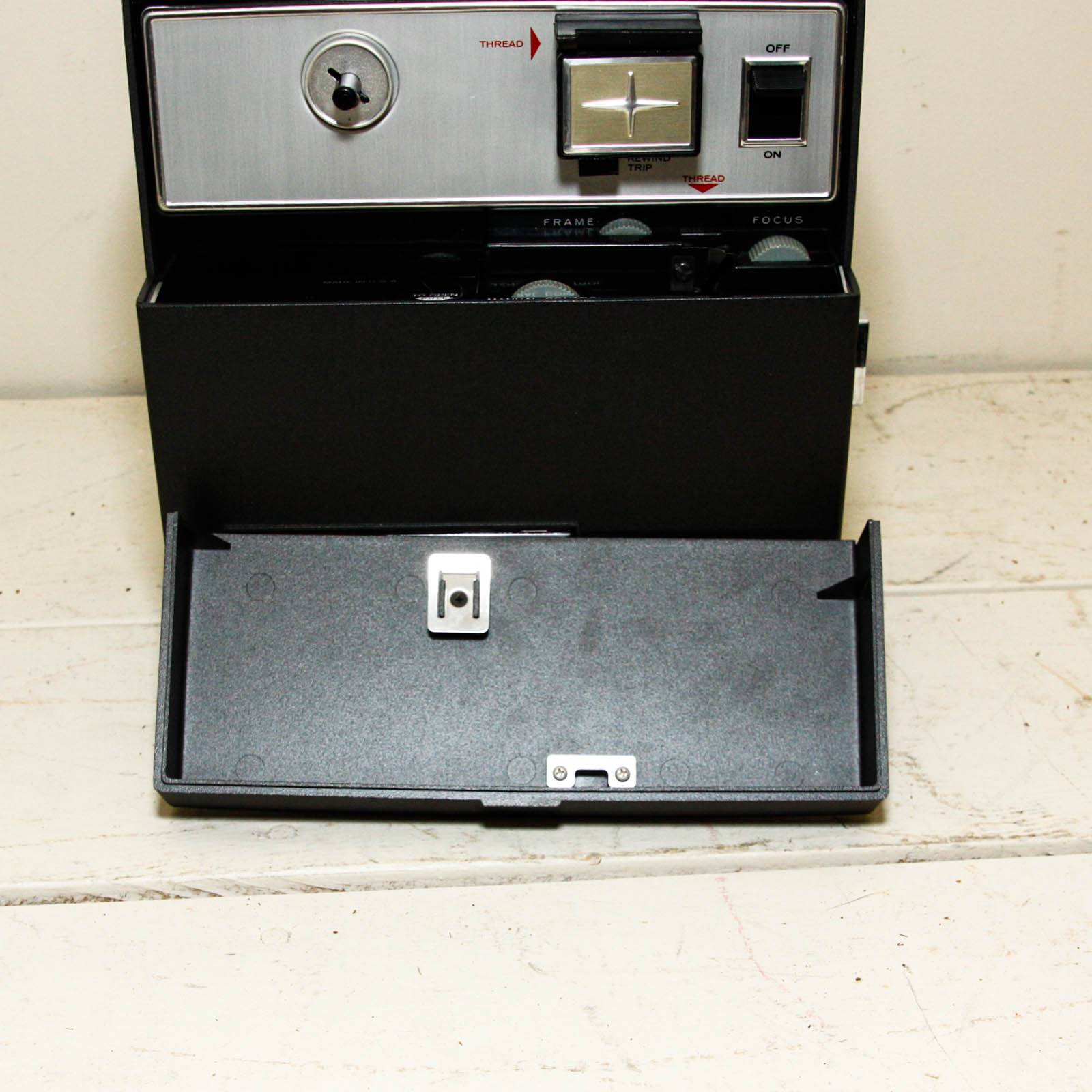 Kodak Automatic Projector and Radiant Picturemaster Screen