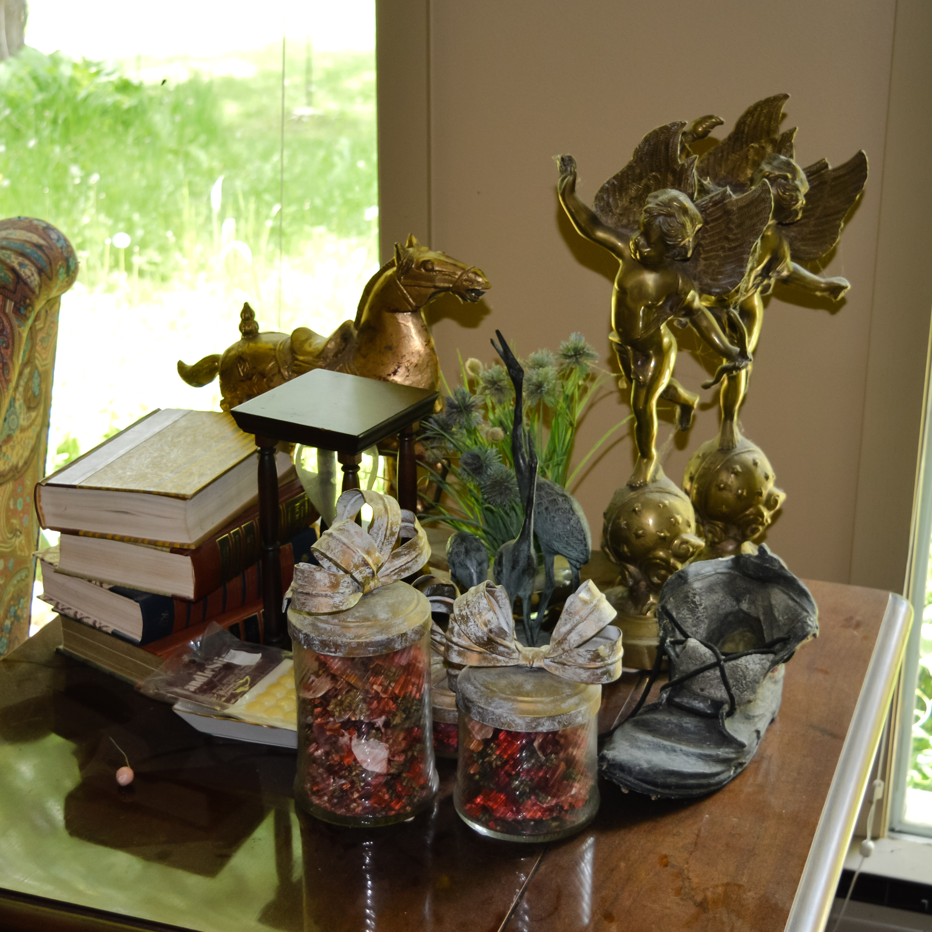 Eclectic Collection of Décor Items