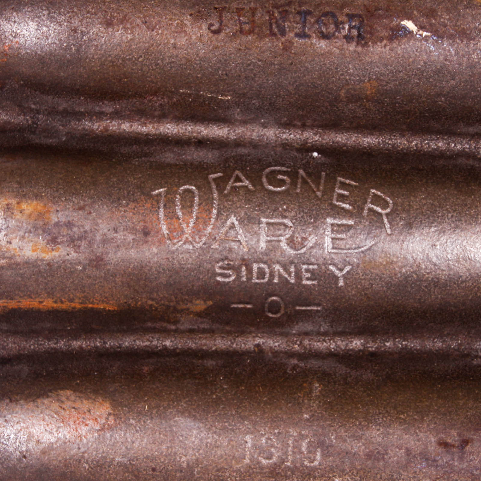 Griswold #8 Cast Iron Deep Skillet and Corn Bread Mold