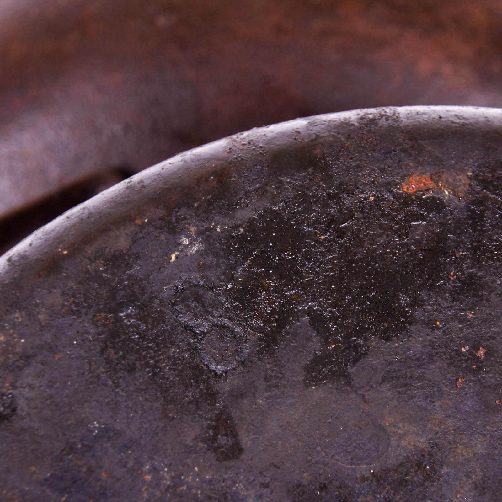 #8 Cast Iron Dutch Oven