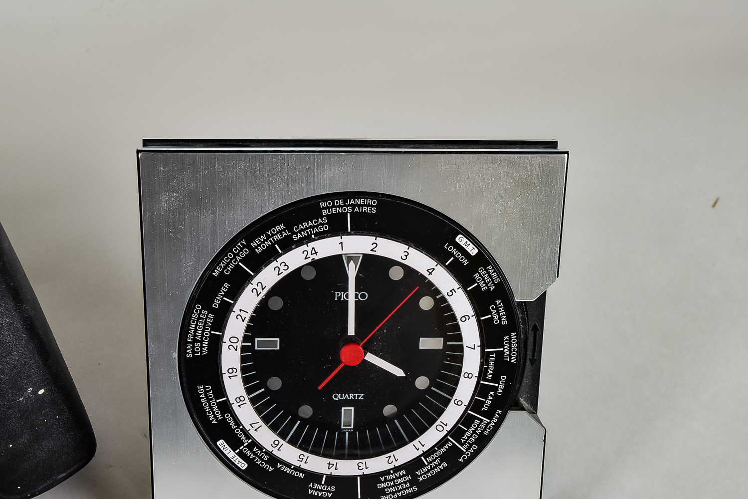 Collection of Vintage Radios and Clock featuring Zenith Deluxe Royal 500h