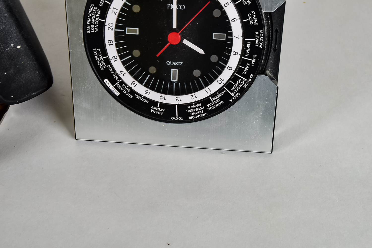 Collection of Vintage Radios and Clock featuring Zenith Deluxe Royal 500h