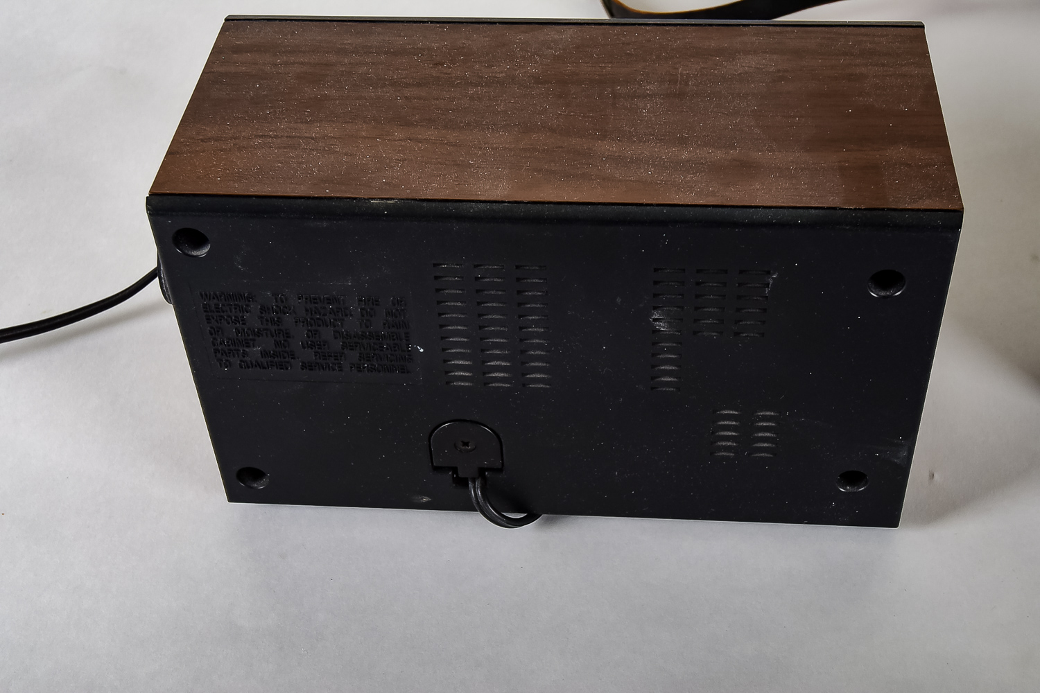 Collection of Vintage Radios and Clock featuring Zenith Deluxe Royal 500h