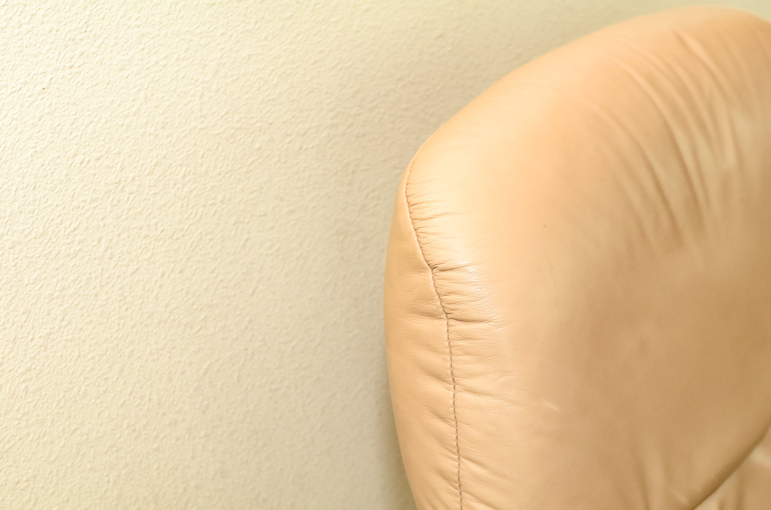 Ekornes "Stressless" Leather Lounge Chair and Ottoman Set