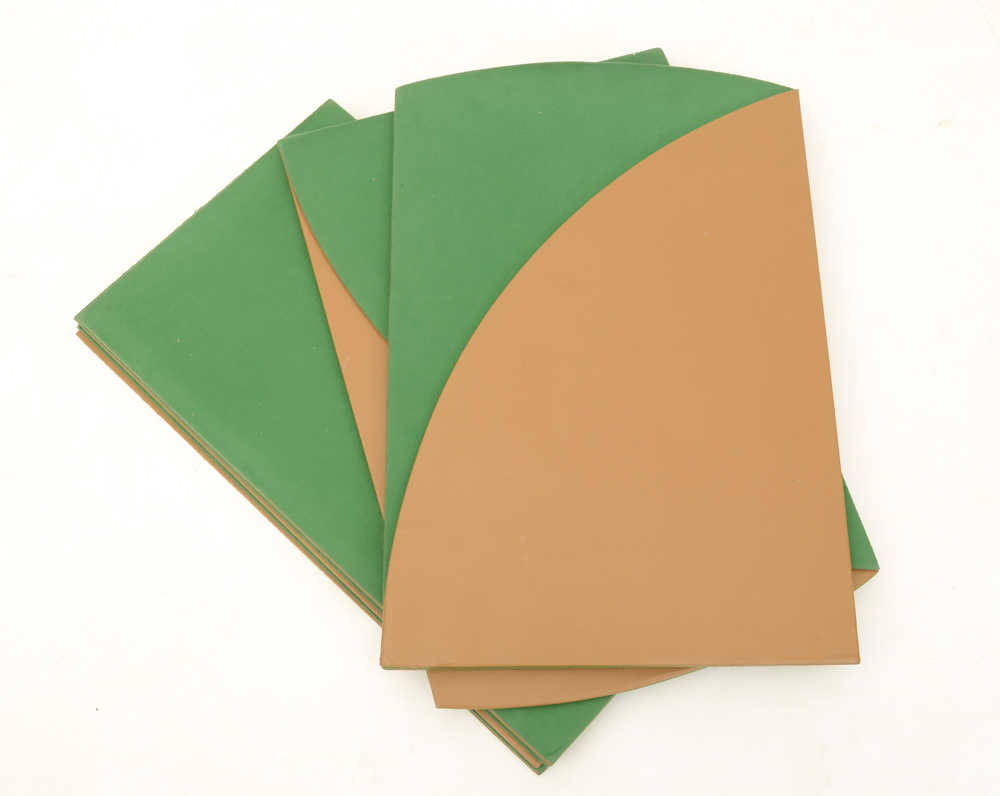 Ethan Allen Maple Drop-Leaf Dining Table and Chairs