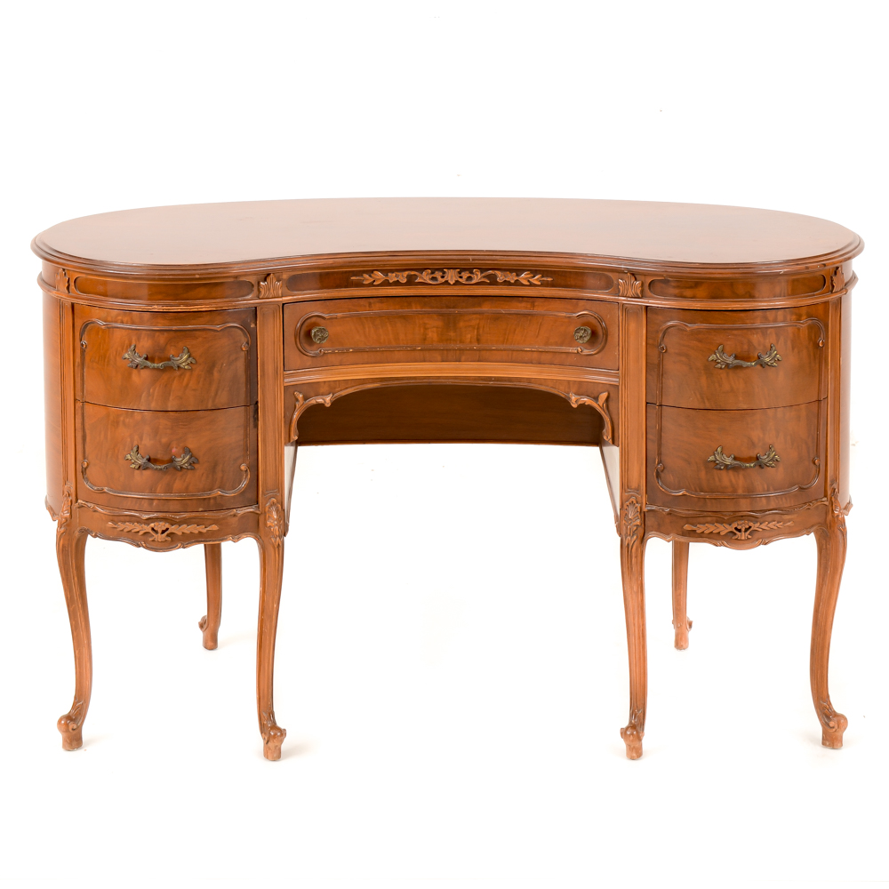 Vintage Kidney-Shaped Desk in Walnut