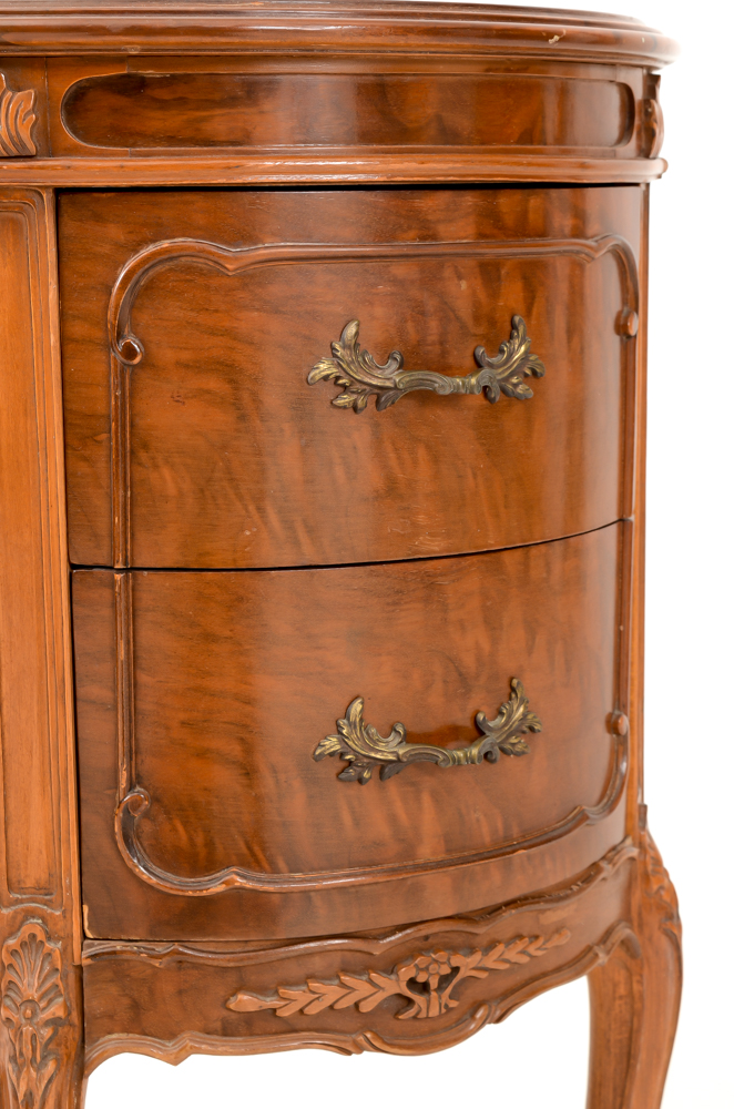 Vintage Kidney-Shaped Desk in Walnut