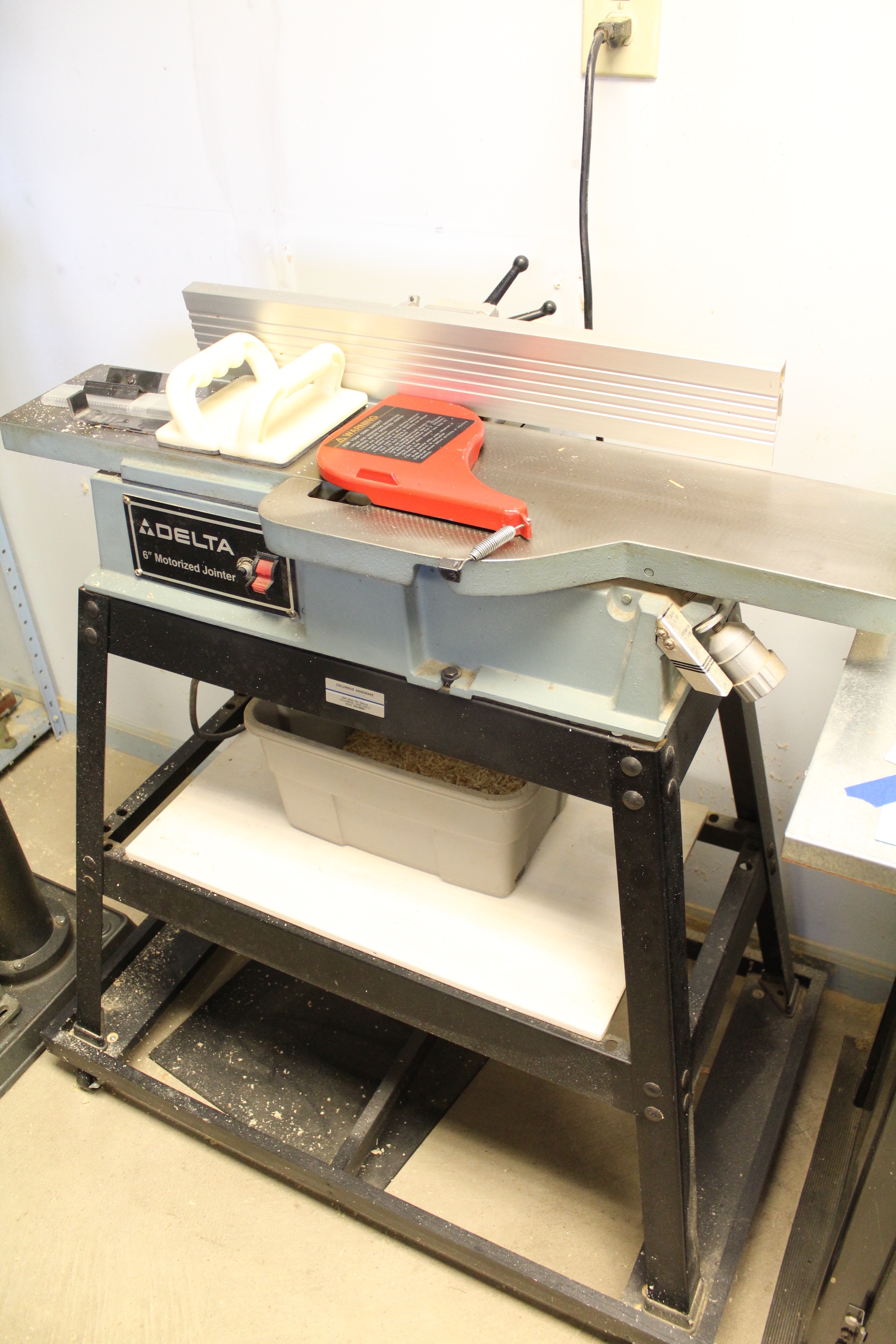 Delta 6" Motorized Jointer on Stand