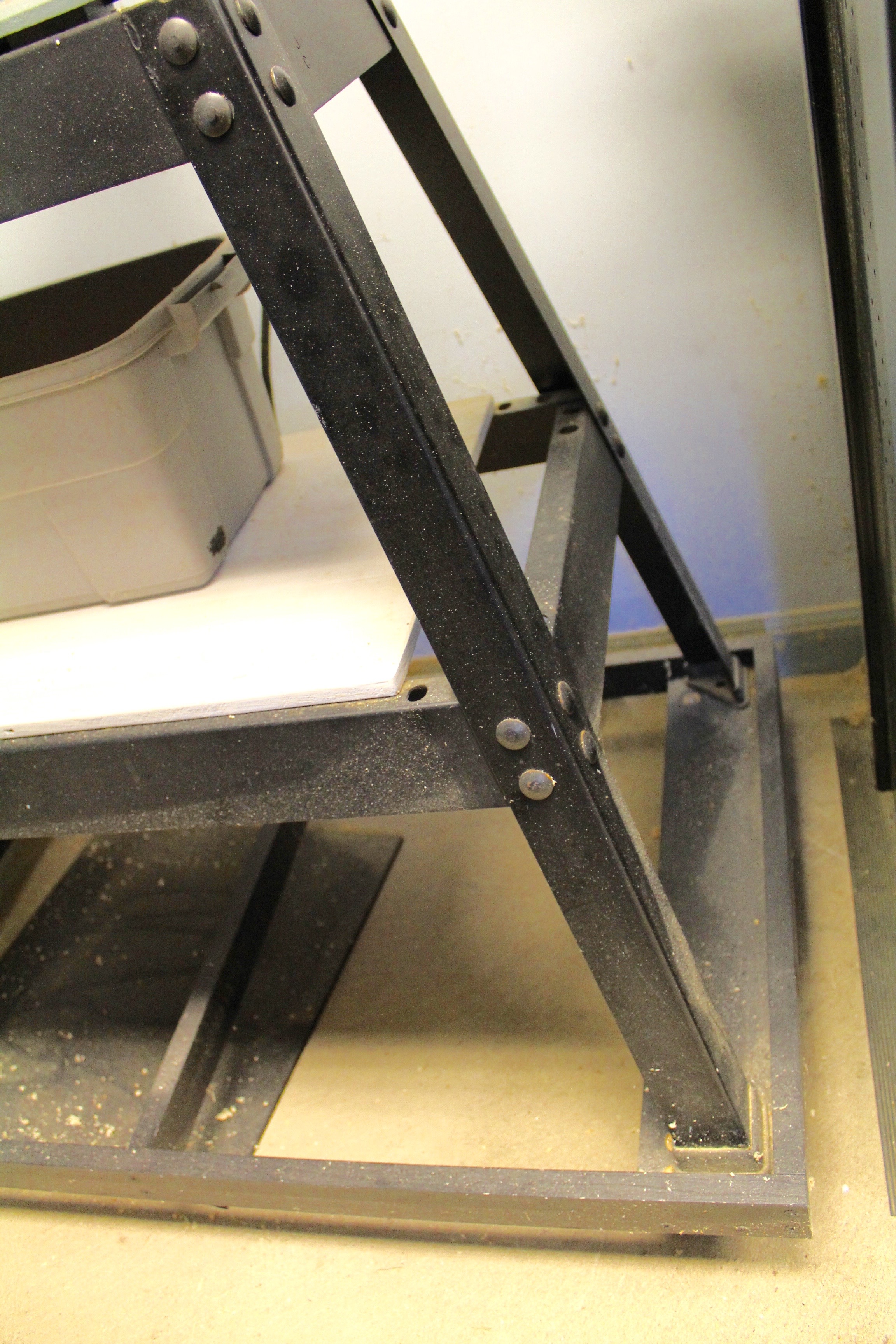 Delta 6" Motorized Jointer on Stand