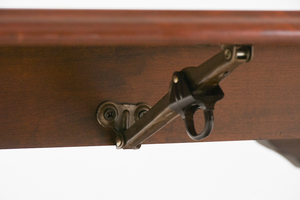 Cherry Queen Anne Style Drop-Leaf Coffee Table