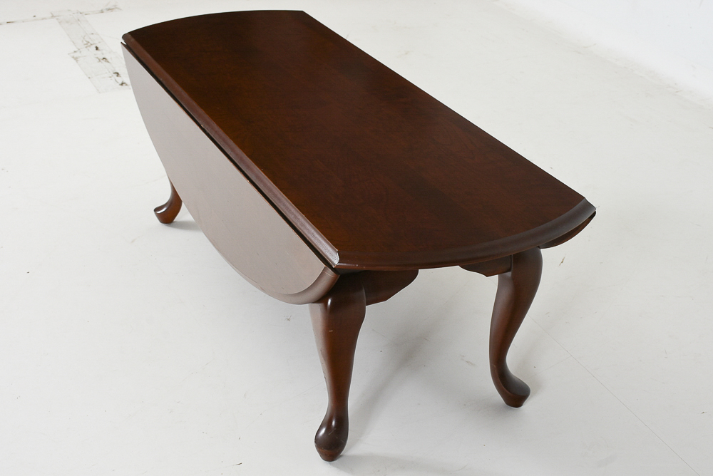 Cherry Queen Anne Style Drop-Leaf Coffee Table